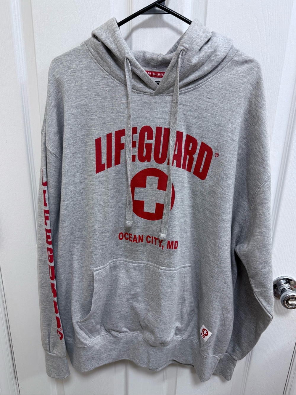 NWOT Lifeguard Ocean City MD Hoodie - Gray with Red Print, Size Large